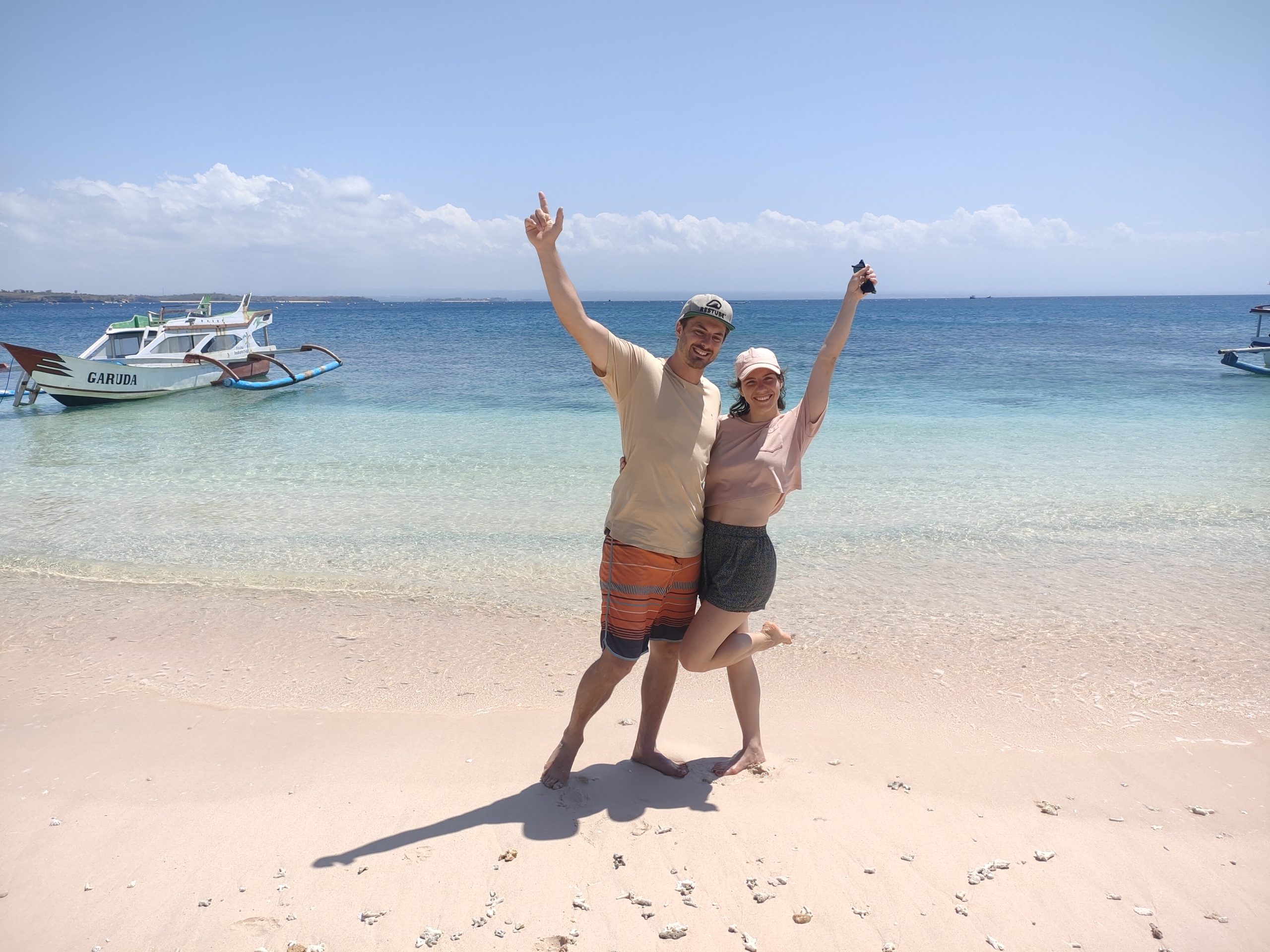wisata pantai pink lombok