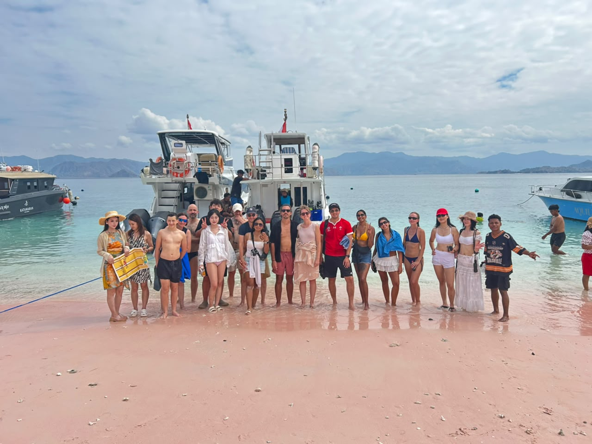 komodo one-day trip